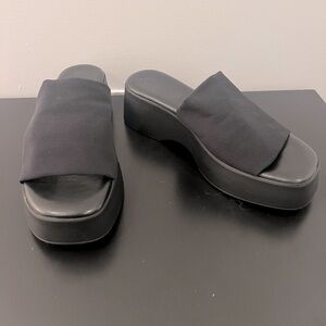 Y2K platform sandals